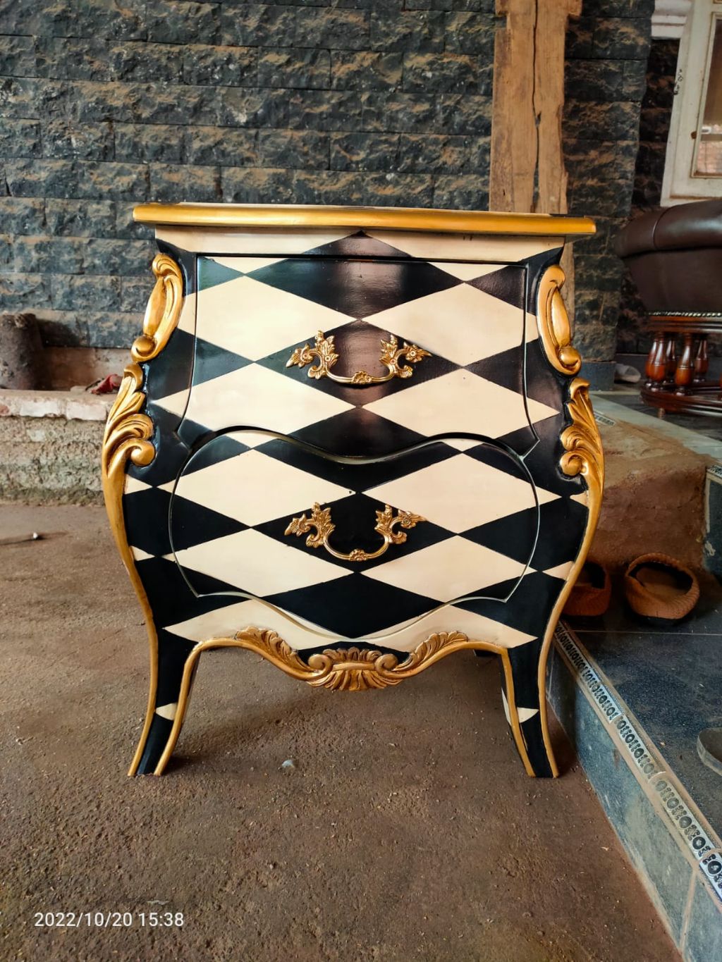 Louis XV Designed Harlequin Commode in black and cream diamond paint finish gold brass handles gilt bronze mounts - Image 7