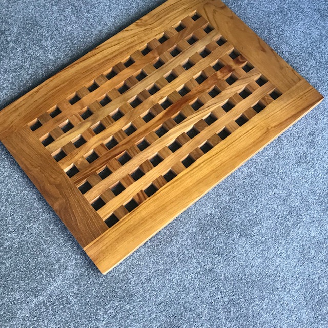Teak sustainable plantation grown timber bath / door /entry mat 66 x 46 x 18 - Image 2